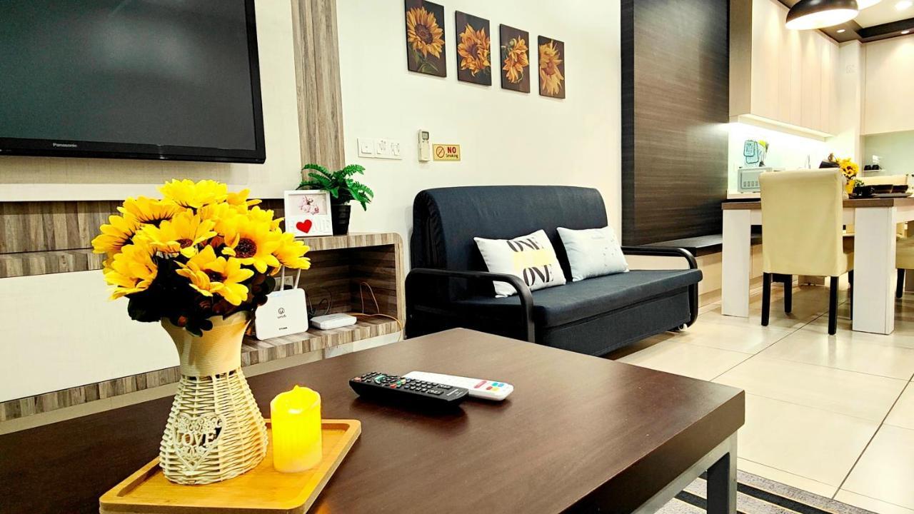 Ipoh City Modern Homestay Octagon 5-7 Pax Apartment Suite Free Parking By City Home Empire エクステリア 写真